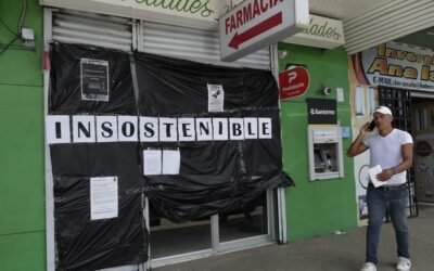 Pequeñas farmacias cierran en Panamá tras un decreto que rebaja las medicinas