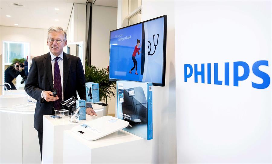CEO de Philips adelanta su salida en plenas críticas a la empresa