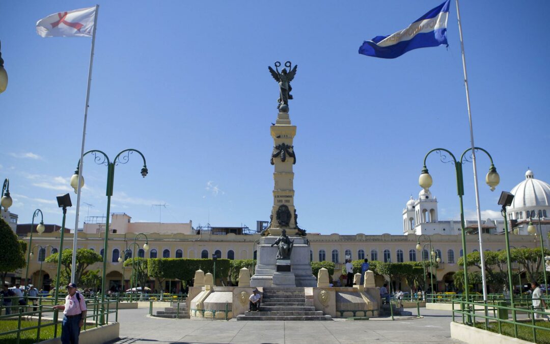El Salvador reitera lucha contra la corrupción, lavado de dinero y financiamiento del terrorismo