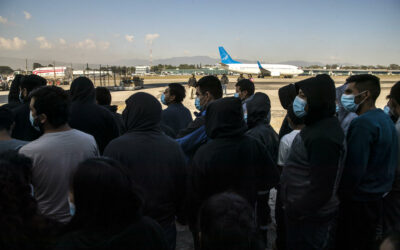 Guatemala recibe el primer vuelo de deportados de EE.UU. del año