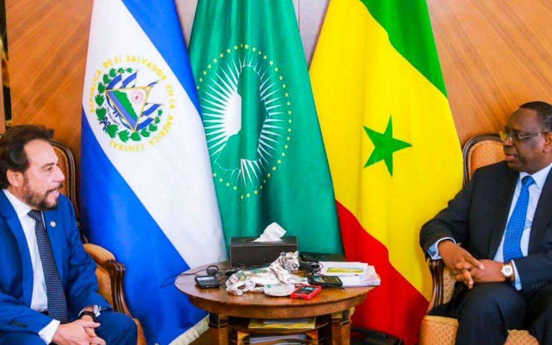Gobiernos de El Salvador y Senegal sostienen histórico encuentro