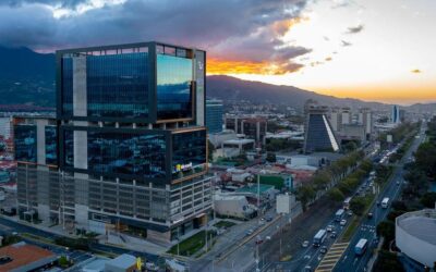 Costa Rica: Torre Universal gana premio «Sume by Saint Gobain» por ser proyecto sostenible