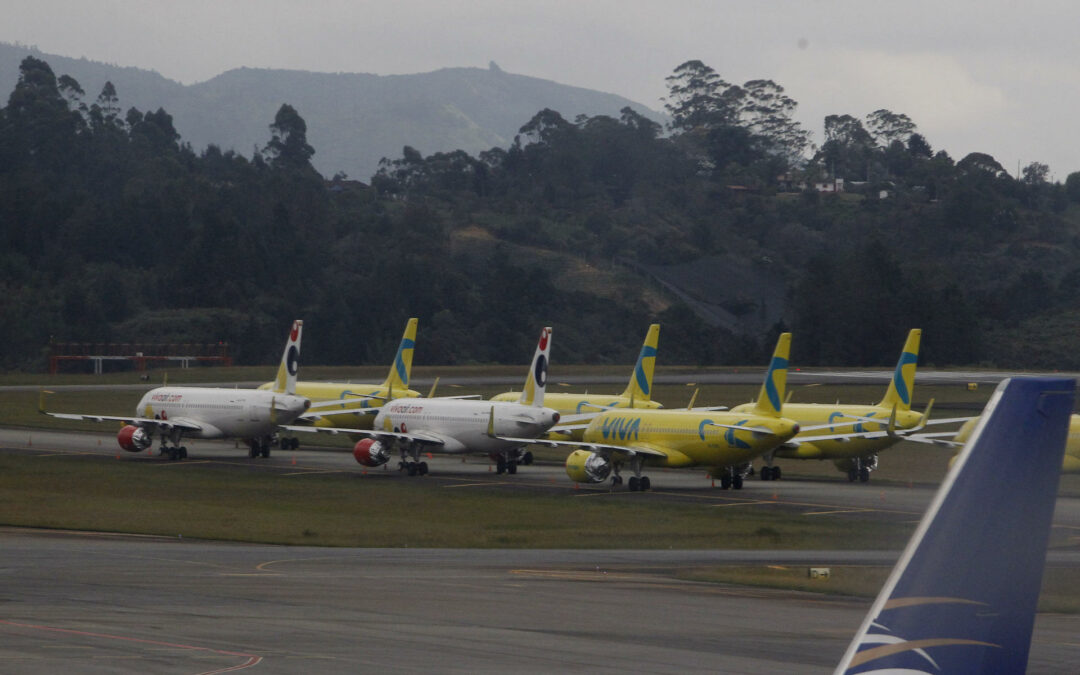 Viva Air achaca la suspensión de operaciones en Colombia al alto costo de la gasolina