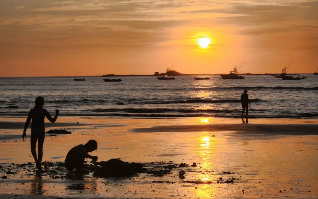 Costa Rica: Playa Tamarindo, uno de los destinos más bellos para mirar el atardecer