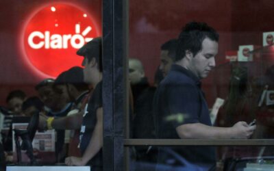 Empresas Claro y Movistar adquieren en Uruguay bloques del espectro para el servicio 5G
