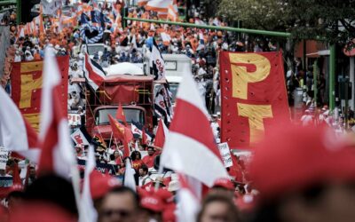 Trabajadores marchan contra el cambio de jornadas en Costa Rica