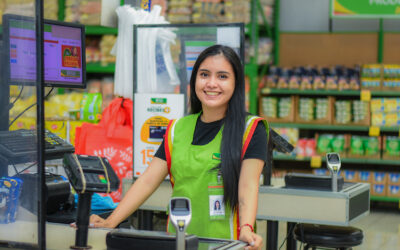 Walmart aumenta representación de mujeres y personas con discapacidad entre sus asociados