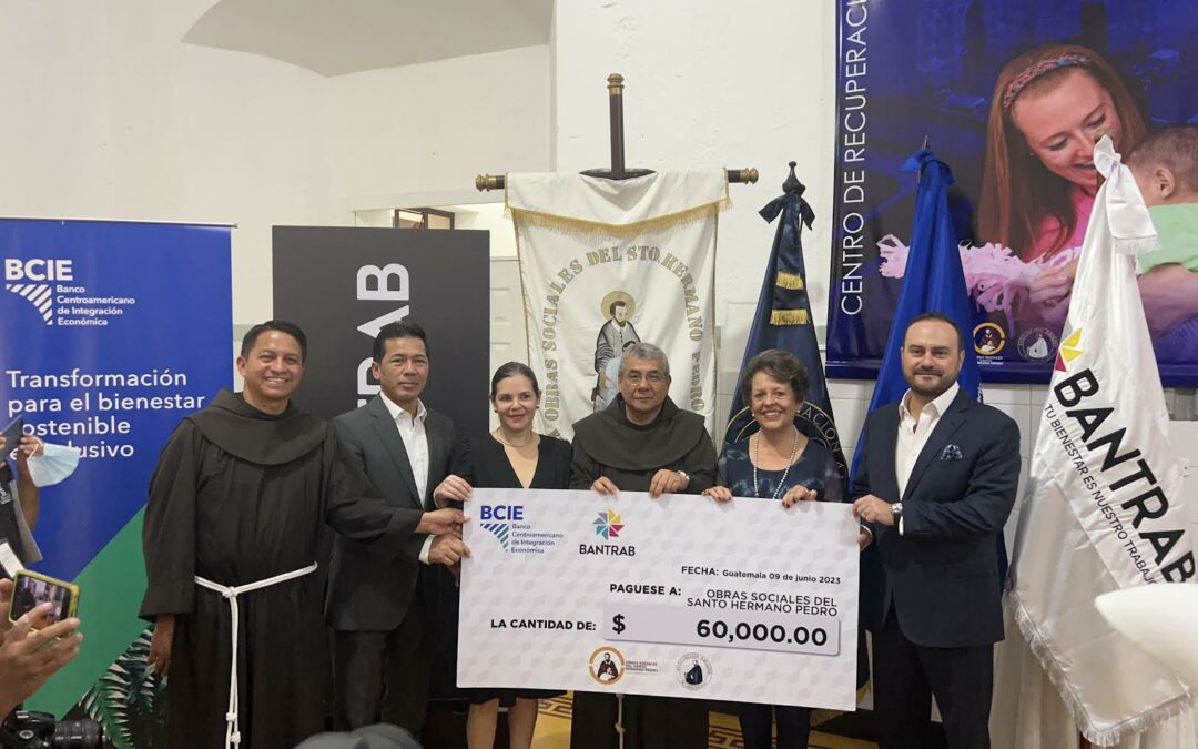Guatemala: BCIE realiza donativo para fortalecer infraestructura hospitalaria