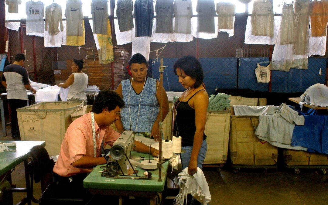 La mano de obra nicaragüense representa el 16 % del mercado laboral en Costa Rica, según un estudio