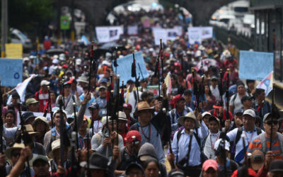 Campesinos de Guatemala bloquean carreteras para exigir renuncia de la fiscal general