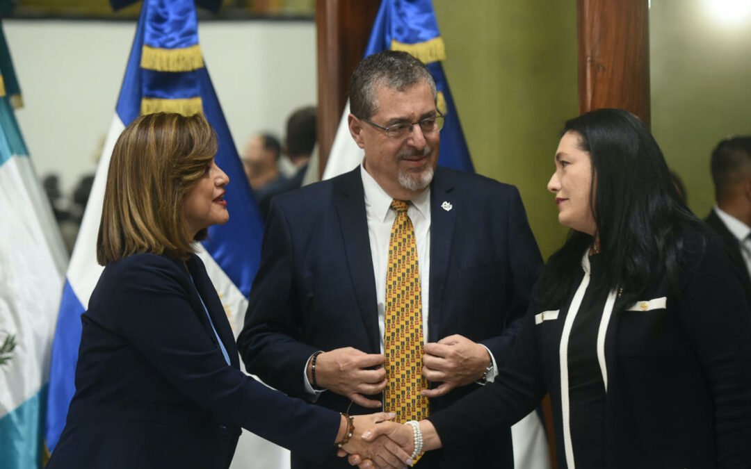 La nueva presidenta del tribunal electoral de Guatemala toma posesión