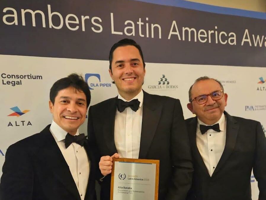Firma legal costarricense gana premio latinoamericano de sostenibilidad y ambiente