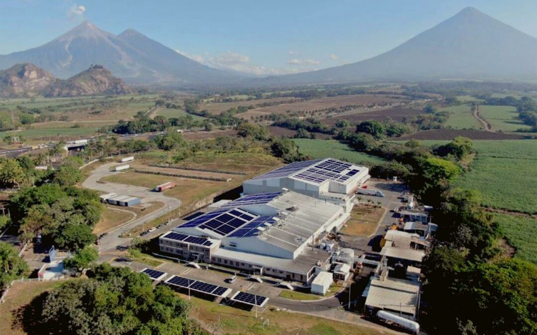 Colombina y Enertiva firman acuerdo de compra de Energía Solar para su fábrica en Guatemala