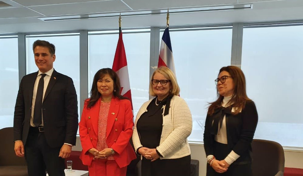 Costa Rica estrecha relaciones bilaterales con Canadá