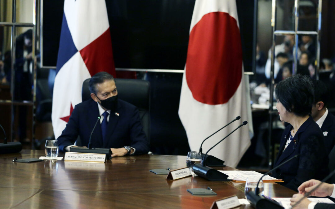 Canciller japonesa inicia una visita en Panamá para reforzar lazos diplomáticos