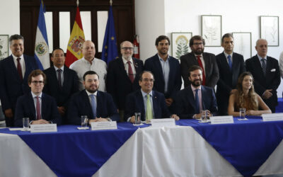 El Salvador expone a empresas españolas proyectos para el desarrollo comercial e inversión