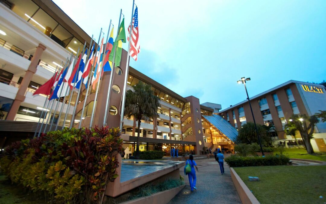 ULACIT única universidad privada de Centroamérica que forma parte del ranking mundial de universidades