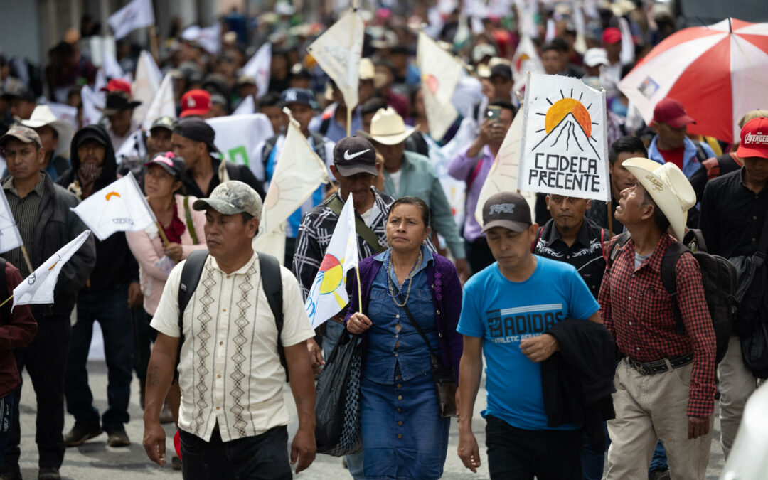 Miles de indígenas guatemaltecos marchan para exigir mejores condiciones de vida