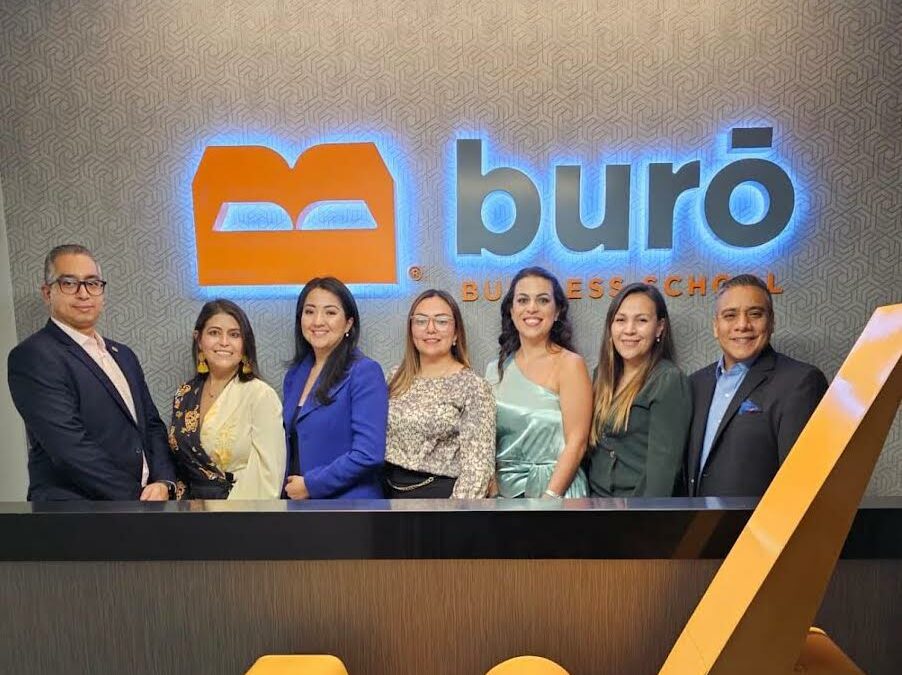 Buró Business School y Wonder Woman Guatemala lanzan Women X