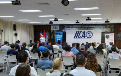 Diferentes sectores discuten oportunidades de Costa Rica para desarrollar industria de biomateriales