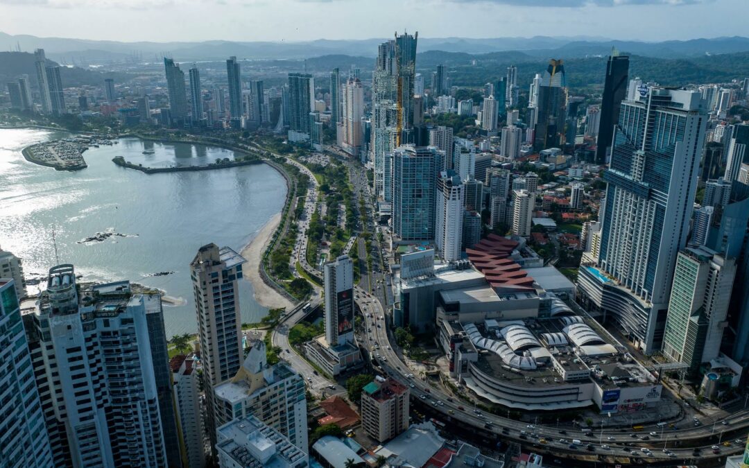 Gobierno de Panamá desembolsa US$1.120 millones en busca de reactivar la economía