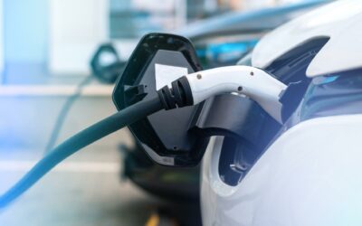 La adopción de los vehículos eléctricos cambiará el panorama del comercio minorista de combustible en 2035