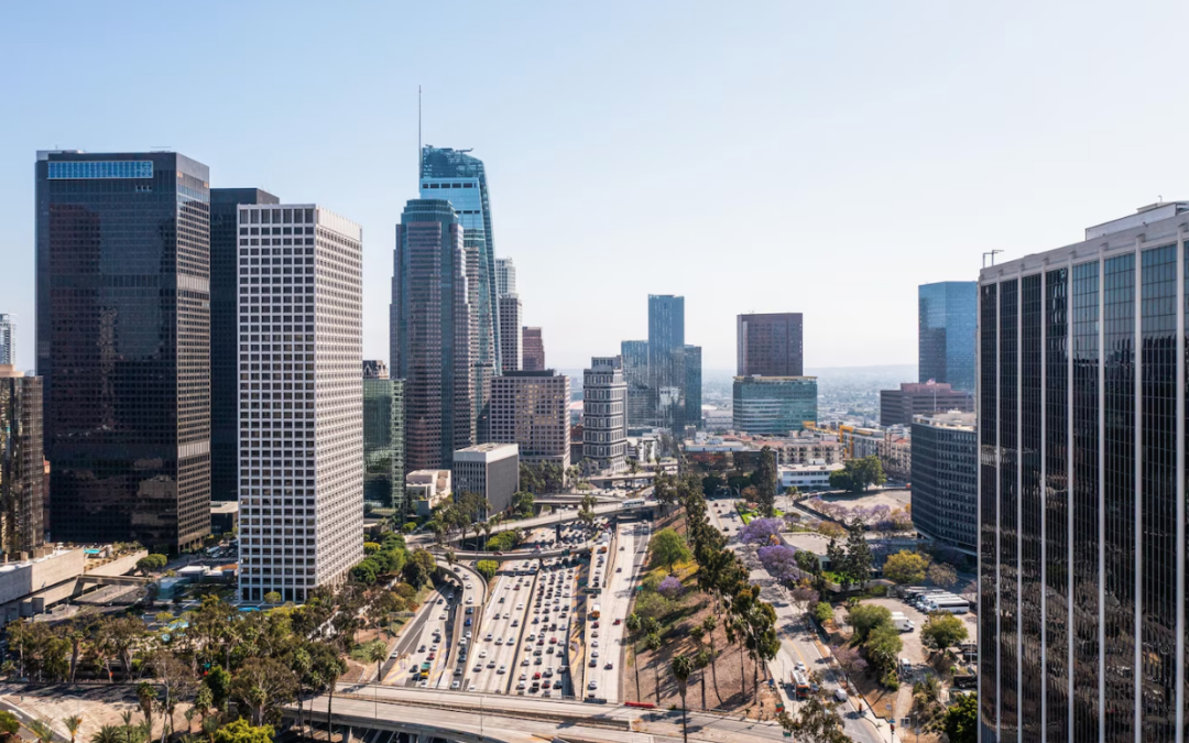 Los Ángeles se convierte en ‘ciudad santuario’ de inmigrantes tras reelección de Trump