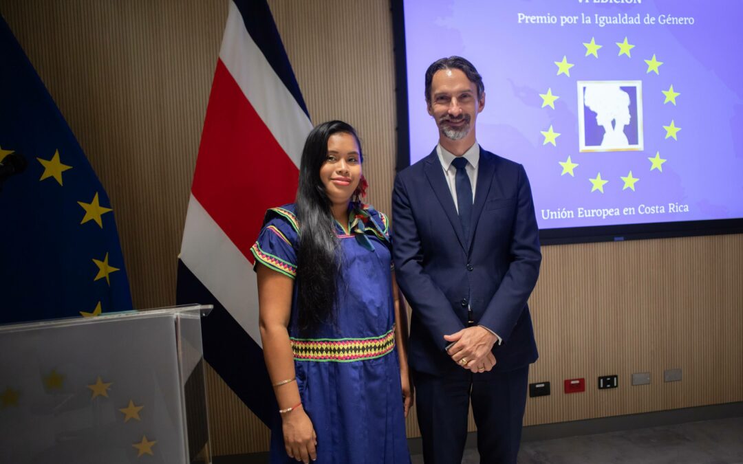 Líderesa Ngäbe galardonada con el Premio a la Igualdad de Género por la Unión Europea en Costa Rica