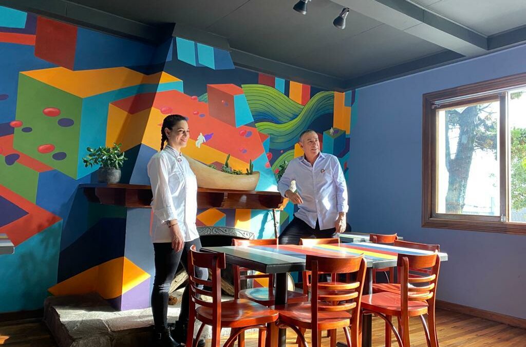 Costa Rica: Tras 40 años de operación Restaurante Friday’s se pone a la venta