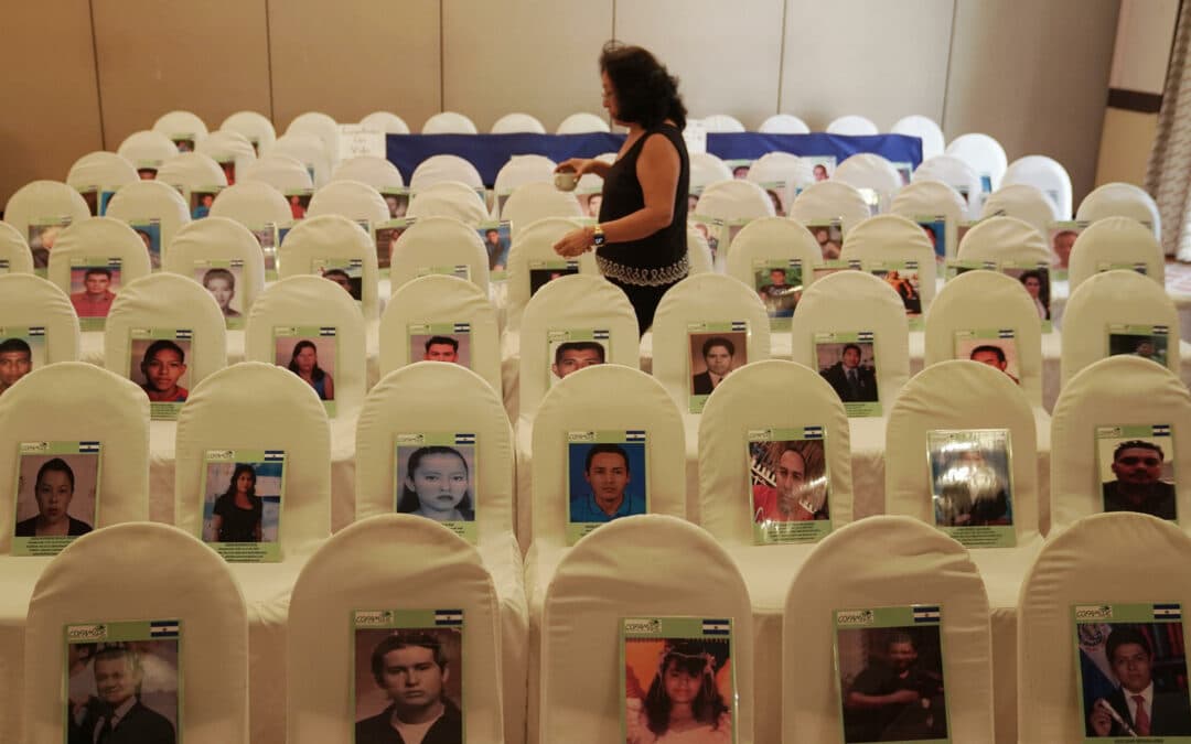 Presentan una propuesta de ley para atender a migrantes y a sus familias en El Salvador
