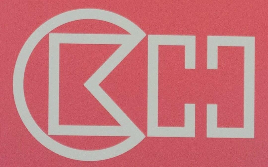 CK Hutchison cae un 4,5 % en bolsa ante la incertidumbre por la venta de puertos en Panamá