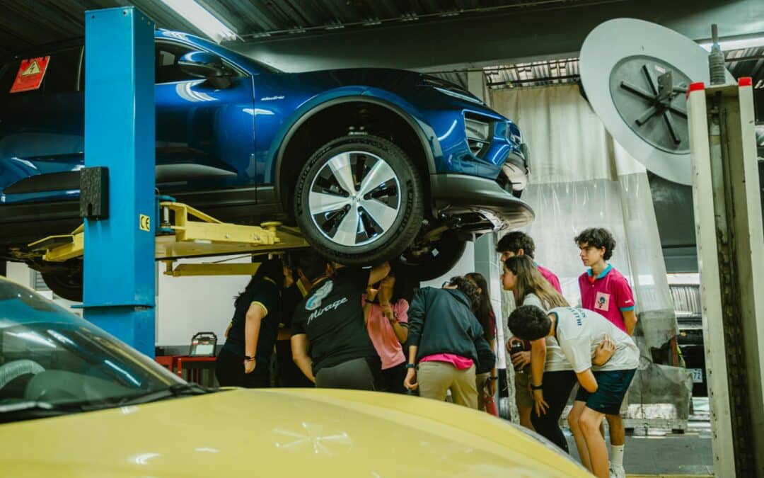 Porsche Costa Rica promueve el interés por las carreras STEM entre estudiantes