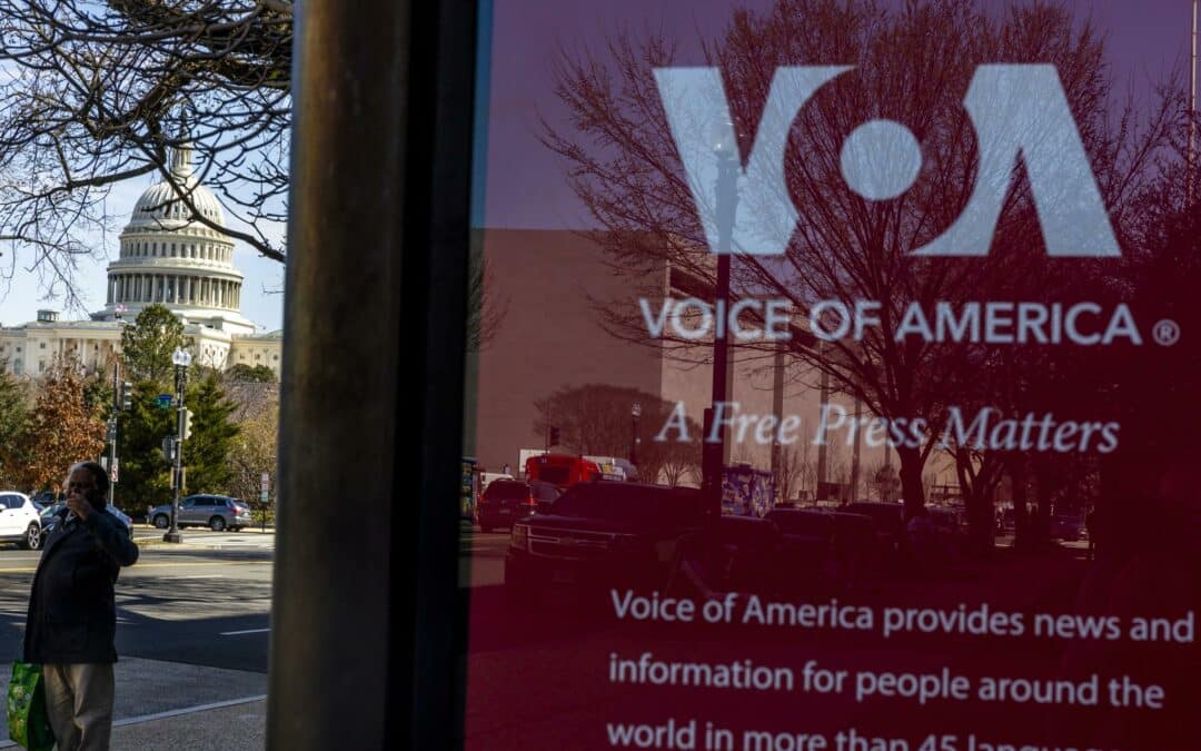 Trump deja morir a la histórica Voice of America por «antiamericanos»