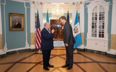 EE.UU. y Guatemala buscan «oportunidades de ampliar sus lazos comerciales»