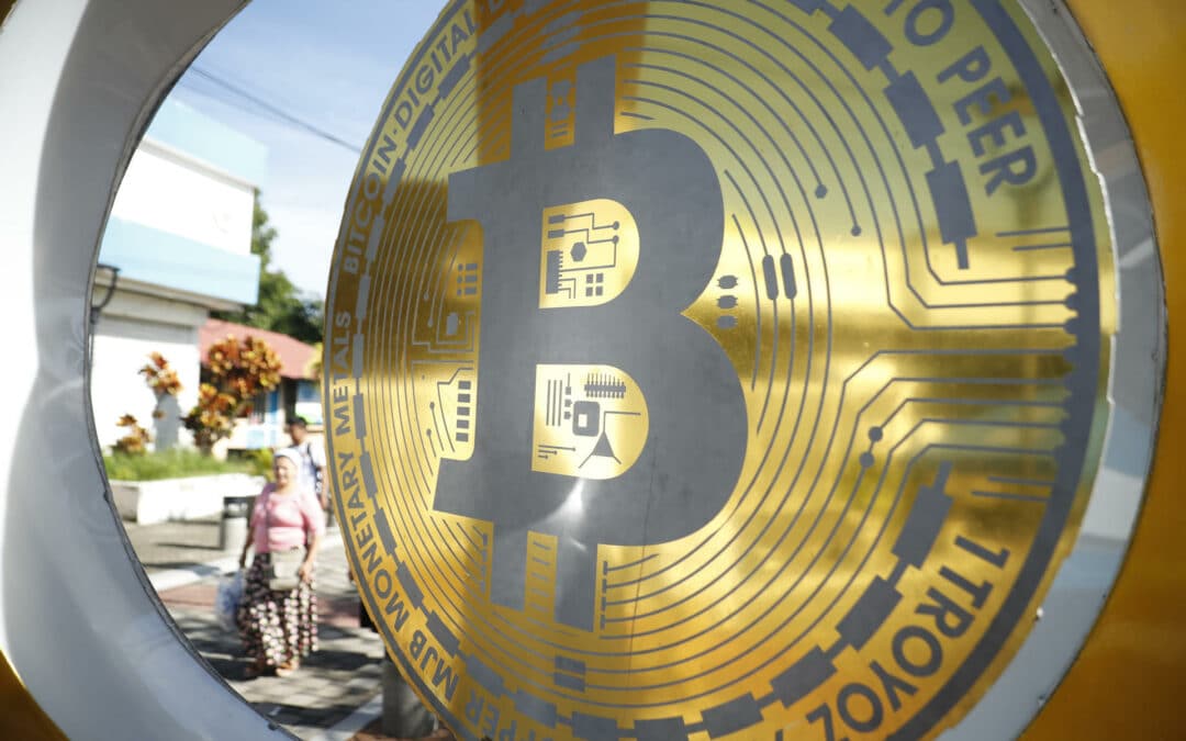 Reserva de bitcóin de El Salvador aumenta a 6.165 con valor de US$600 millones