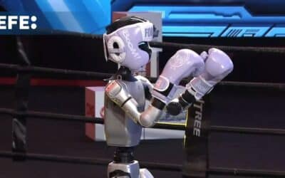 China estrena el primer campeonato de boxeo entre robots humanoides con control humano