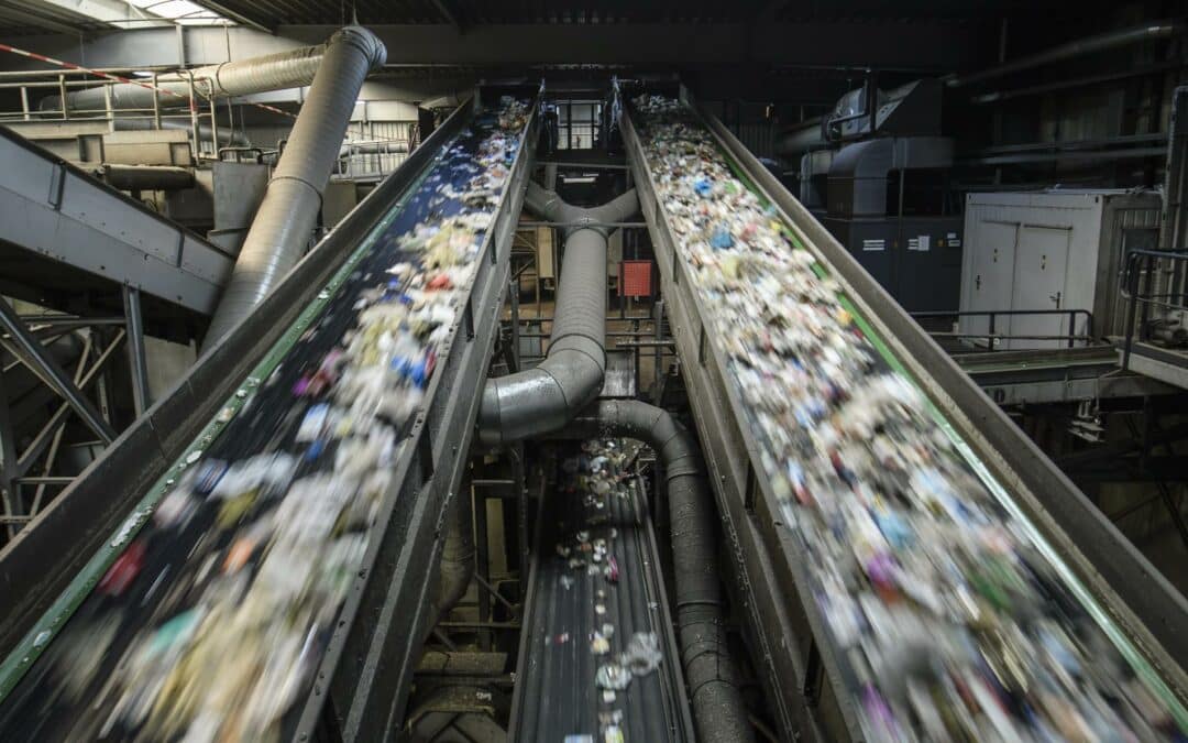 El mundo genera cada año 400 millones de toneladas de plástico y recicla menos de un 10 %