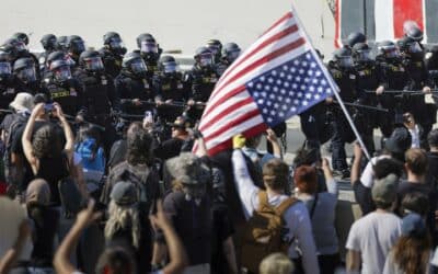 Trump dice que las protestas en Los Ángeles “fortalecen” su determinación de deportar
