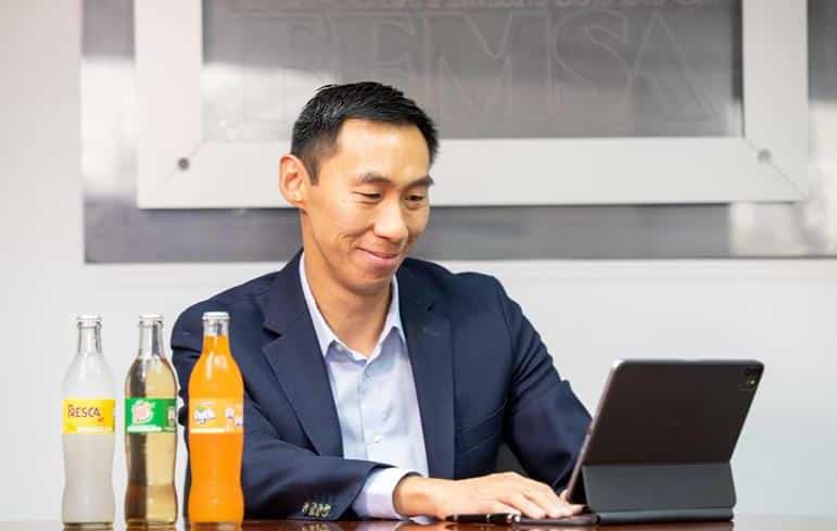 Líderes que inspiran 2025: Jerri Liu, director de operaciones CAM Sur Coca-Cola Femsa
