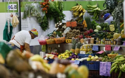 Expectativas económicas y paro arrastran a mínimos la confianza del consumidor en Panamá