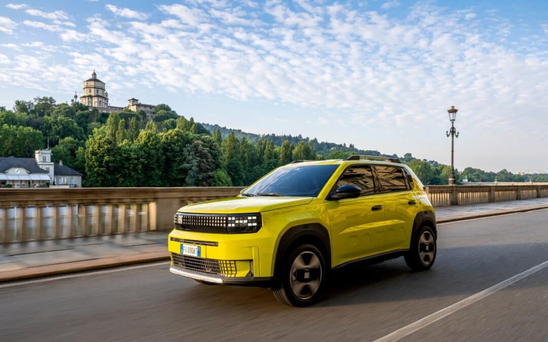Lanzan el primer auto fabricado con material reciclado de envases de bebidas de cartón usados