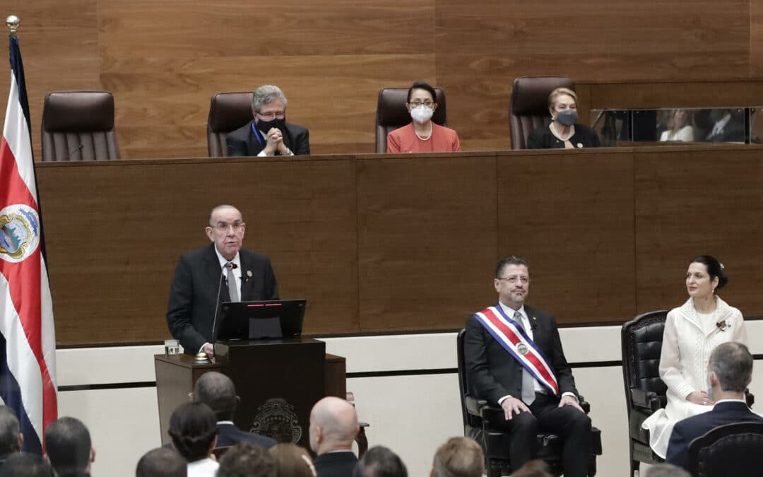 Estados Unidos retira la visa al presidente del Congreso de Costa Rica y a un magistrado