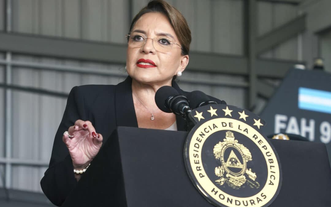 Presidenta de Honduras reafirma respaldo a amparados en el TPS tras revés judicial en EEUU