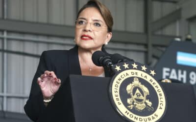 Presidenta de Honduras reafirma respaldo a amparados en el TPS tras revés judicial en EEUU