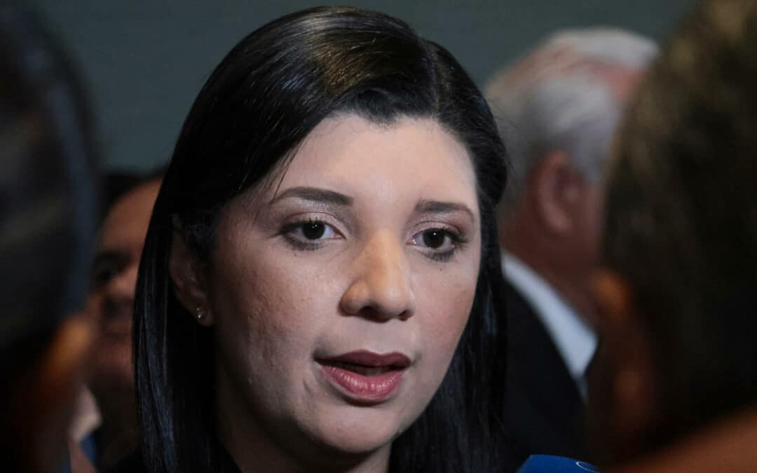 Ministra alerta que discurso sindical pone en riesgo regreso de bananera Chiquita a Panamá