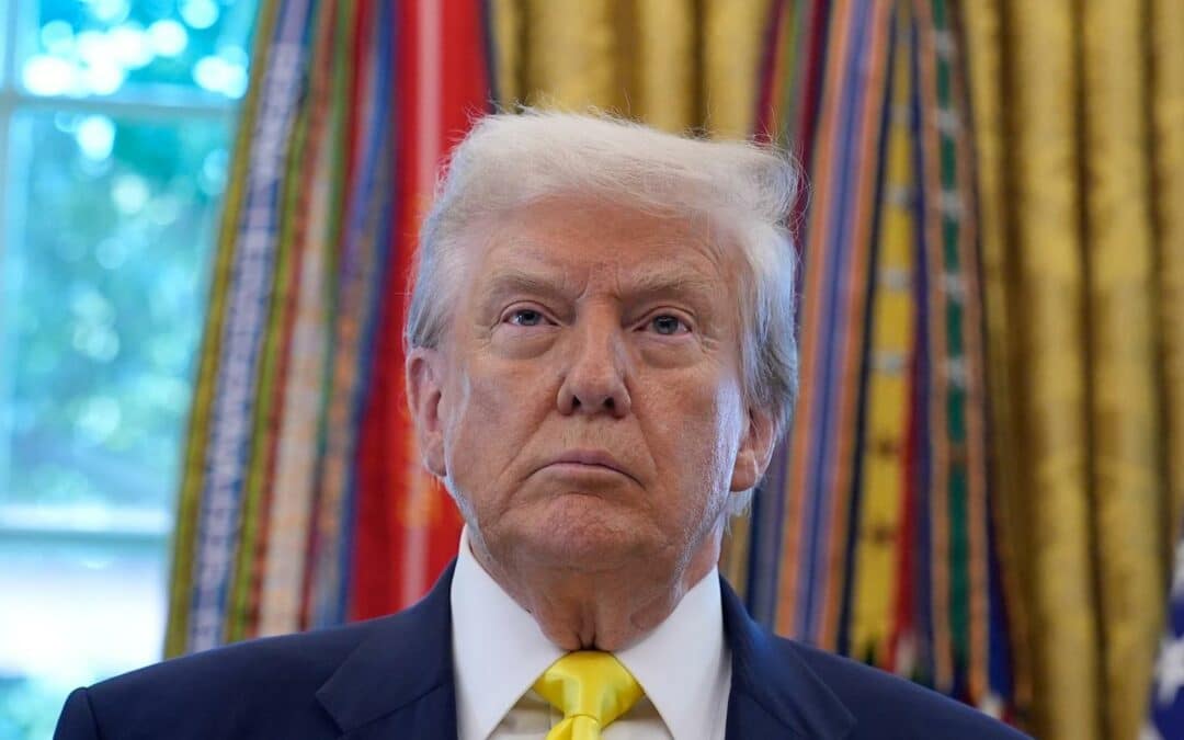 Trump dice que Intel está de acuerdo con que Gobierno se haga con participación del 10 %