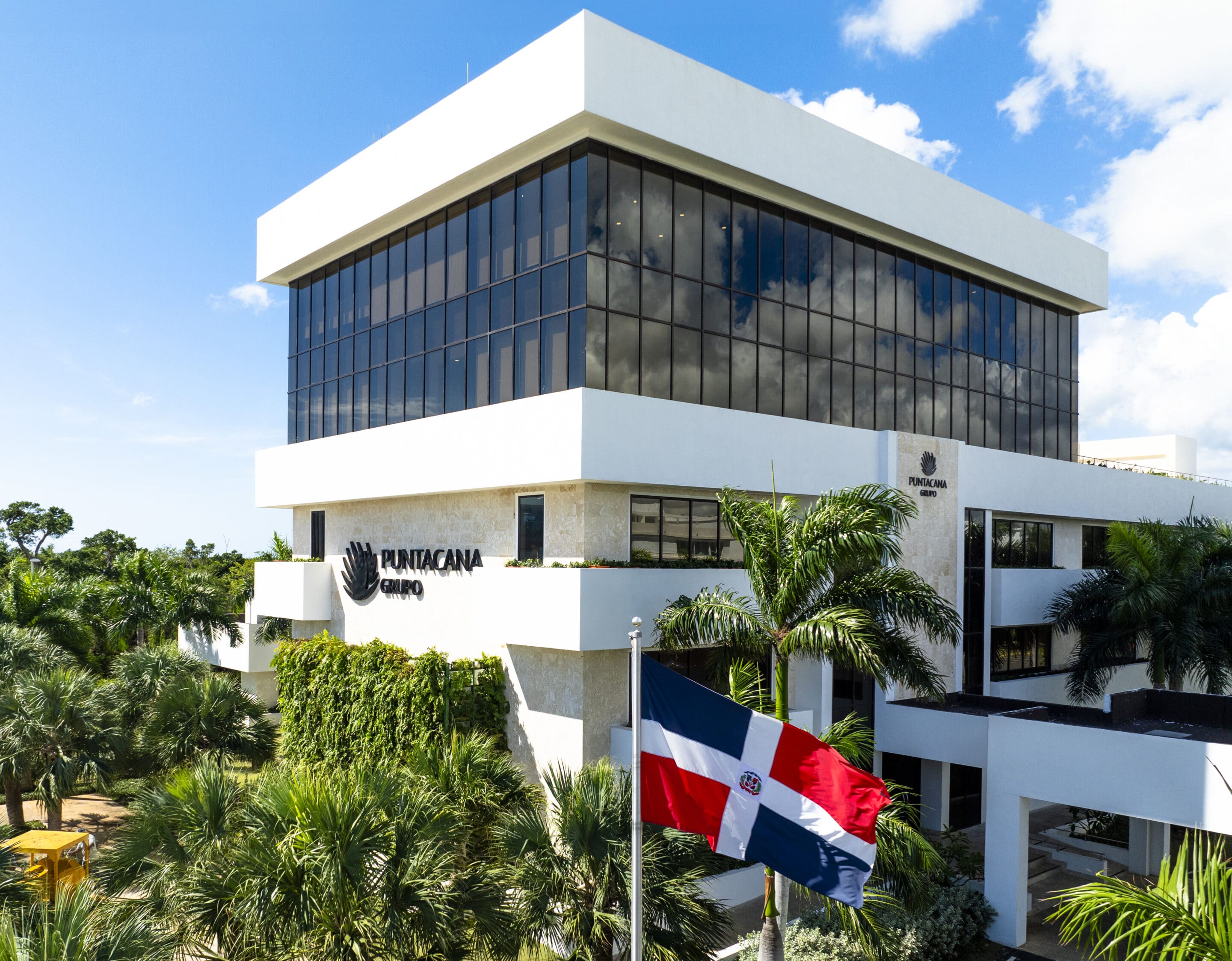 Corporativo Grupo Puntacana