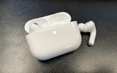 Apple equipa sus AirPods con traducción en inglés, español, portugués, francés y alemán