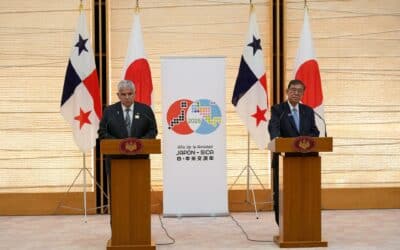 Panamá, un gigante del sector mercante, anuncia una reforma de su registro de buques