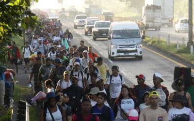 Nueva caravana migrante sale rumbo a Ciudad de México y descarta llegar a EE.UU.